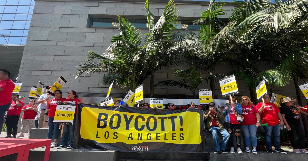 La Me Fast Food Workers Rally 6.jpg