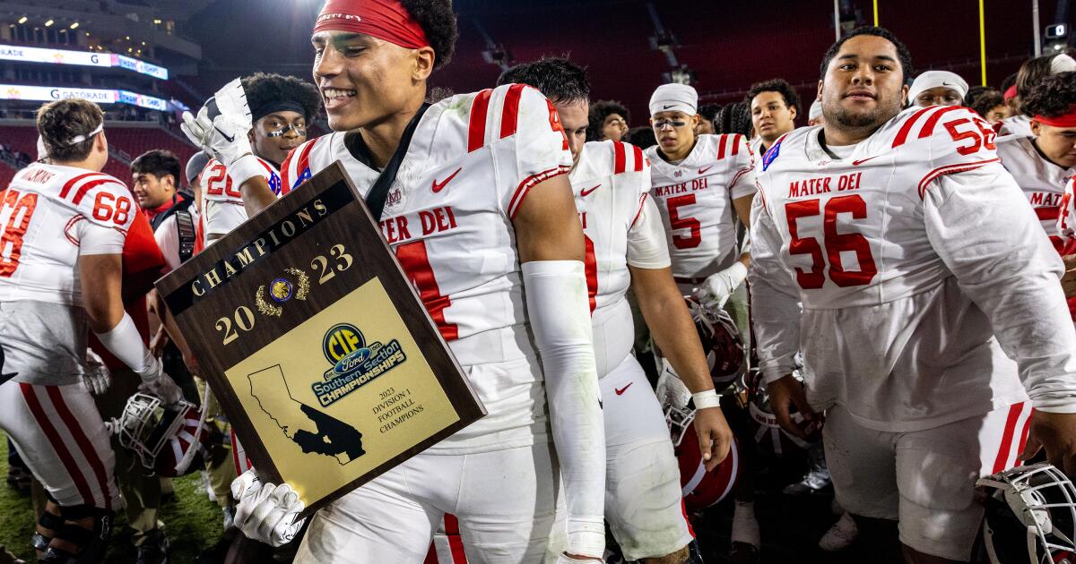 1377908 Sp Stjohn Bosco Mater Dei Championship 11 Gmf.jpg