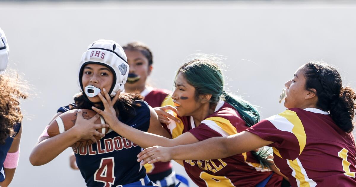 1366131 La De Los East La Classic Girls Flag Football Rc 08.jpg