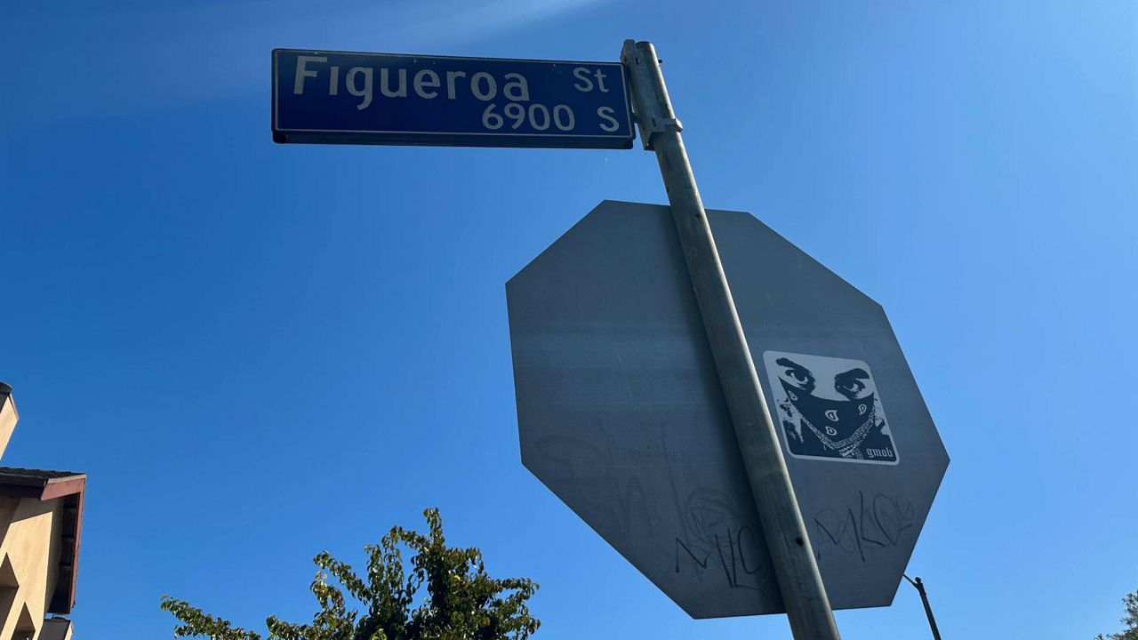 Figueroa Street Sign Ca 1227.jpeg