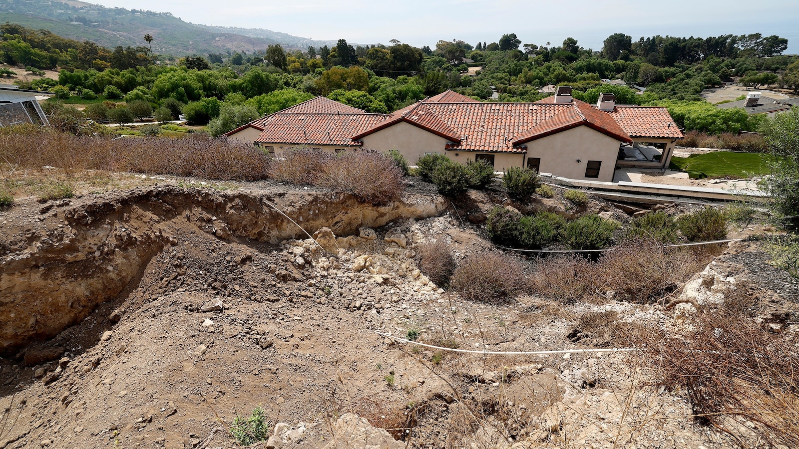 Rancho Palos Verde Landslide Gty Jt 240917 1726597761104 Hpmain 16x9.jpg