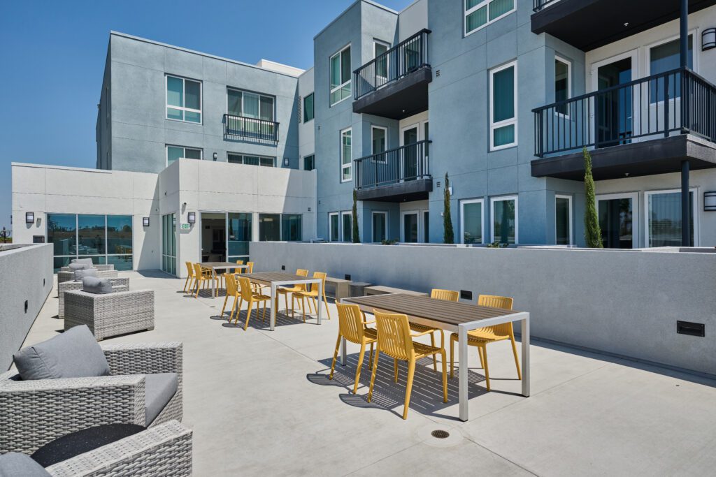 21 035 trillium serentity20433