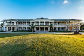 Riviera Country Club