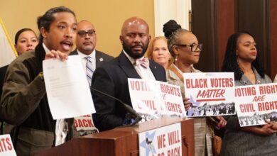 Tennesse officials visit State Capitol protest voting rights