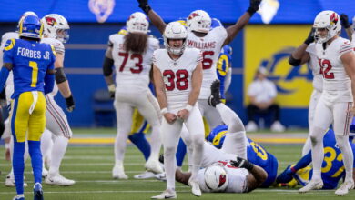 Cards sweep LA